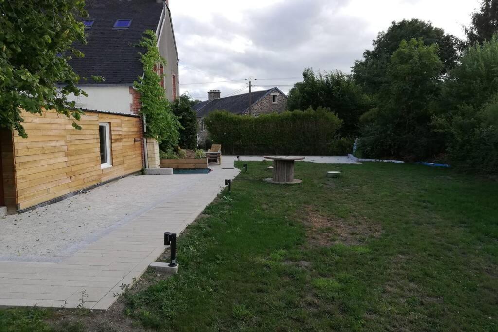 La Maison Reseau Cycle Et Gites Clécy Buitenkant foto